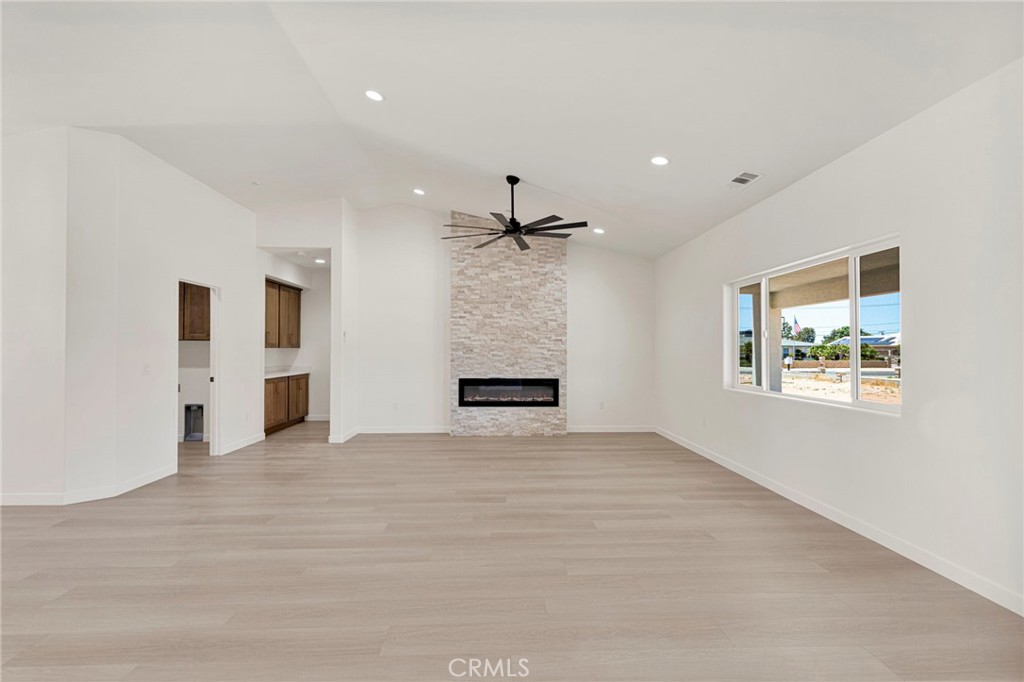 20112 Sahale Road Apple Valley, CA 92307 - Photo 10 of 67
