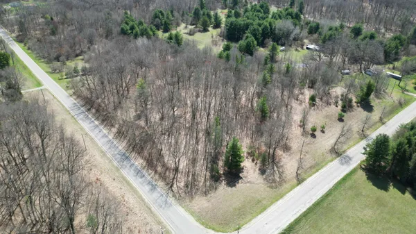 $70,000 | 2730 West 3 Mile Road, White Cloud, MI 49349