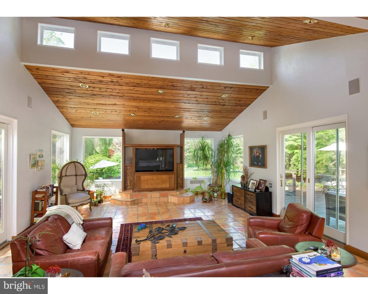 924 Roscommon Road Bryn Mawr, PA 19010 - Photo 11 of 19 Family Rm showing entertainment center+ skylights