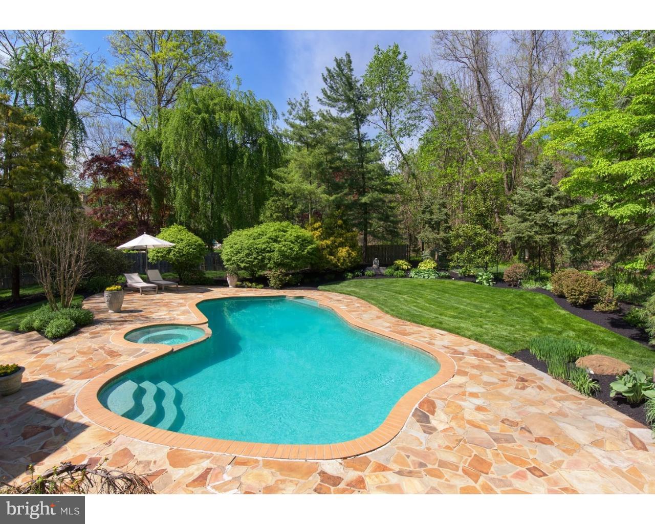 924 Roscommon Road Bryn Mawr, PA 19010 - Photo 4 of 19 Pool and spa