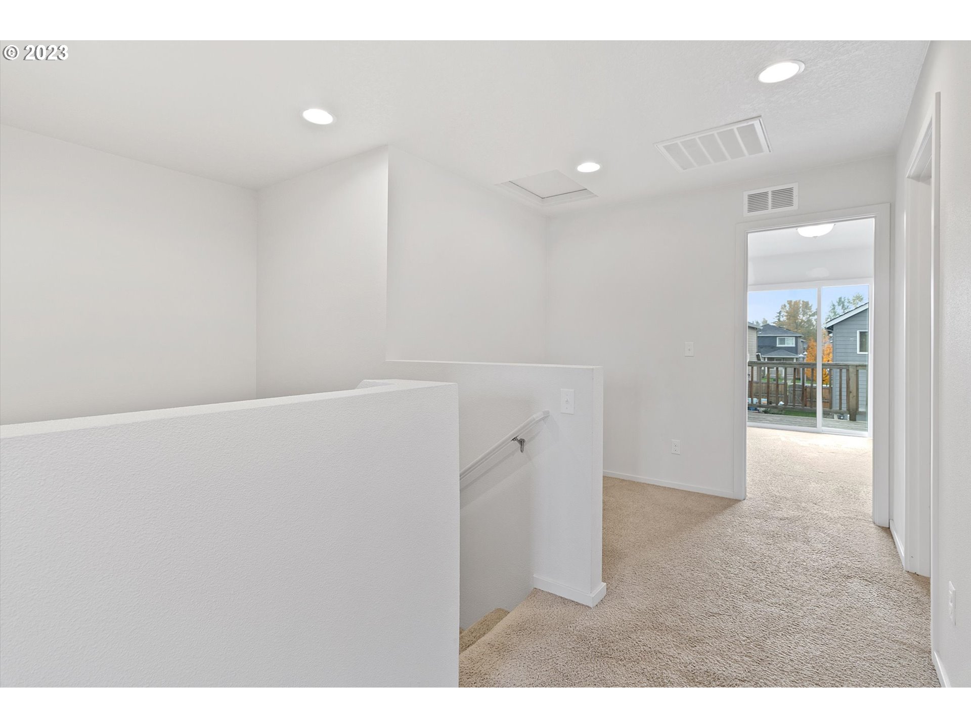 2240 Southeast 16th Street Gresham, OR 97080 - Photo 15 of 36 a view of an empty room