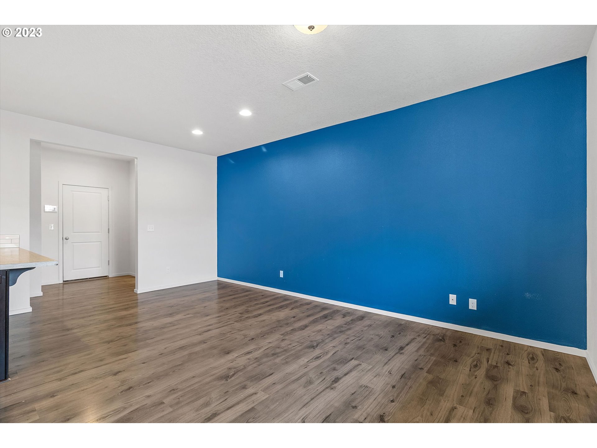 2240 Southeast 16th Street Gresham, OR 97080 - Photo 3 of 36 a view of an empty room