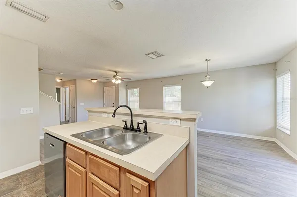 $220,000 | 10825 Great Carlisle Court, Riverview, FL 33578