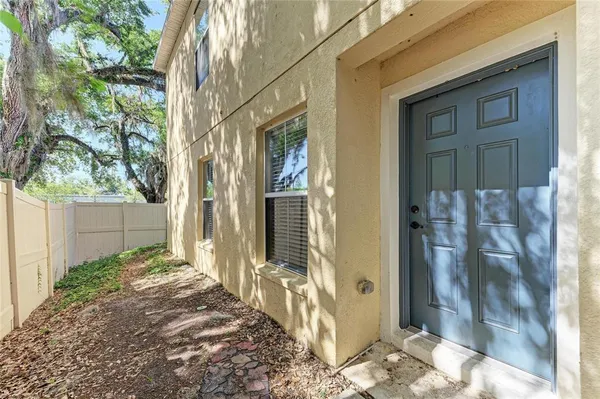 $220,000 | 10825 Great Carlisle Court, Riverview, FL 33578