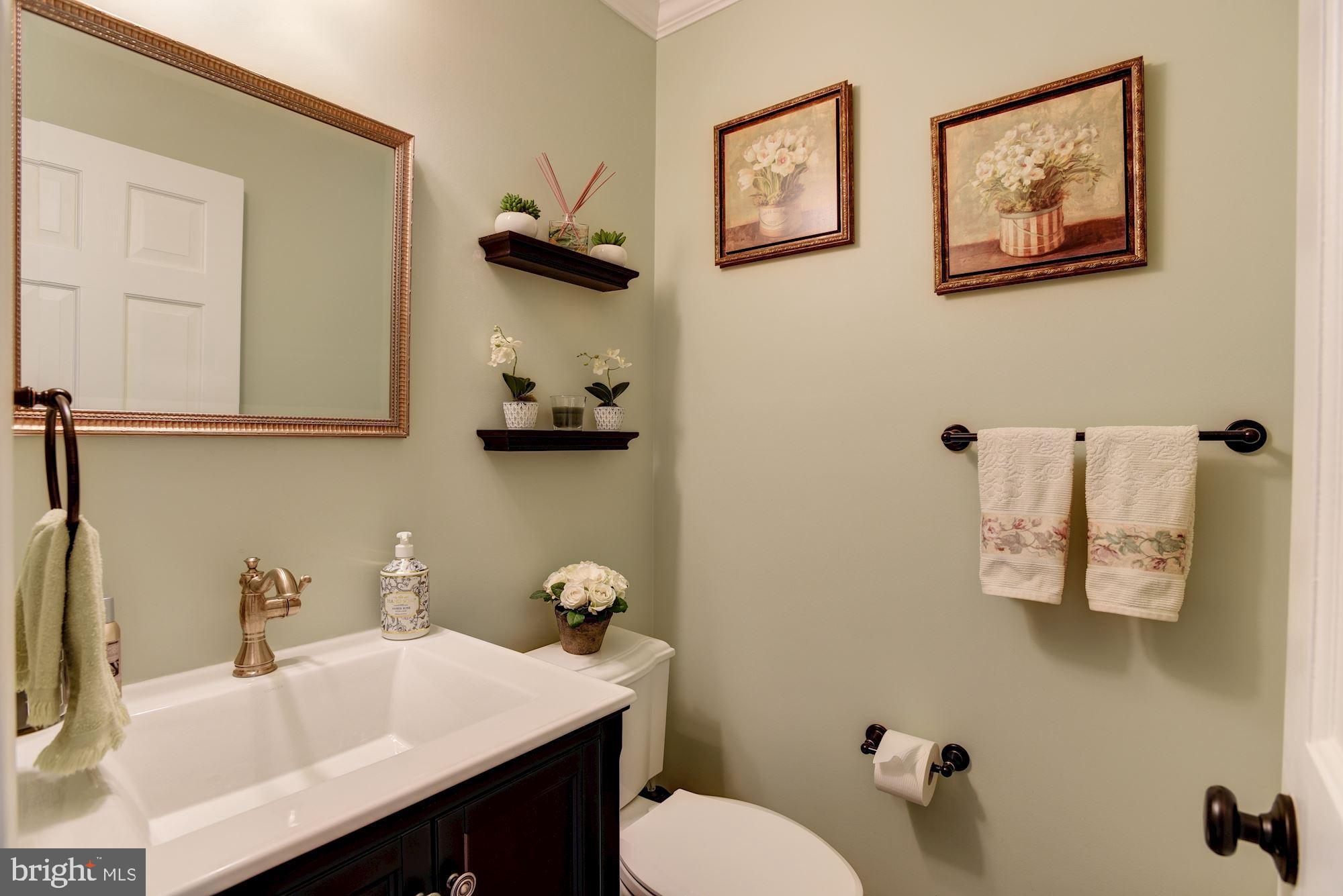 231 Mill Church Road Arnold, MD 21012 - Photo 23 of 42 Powder Room