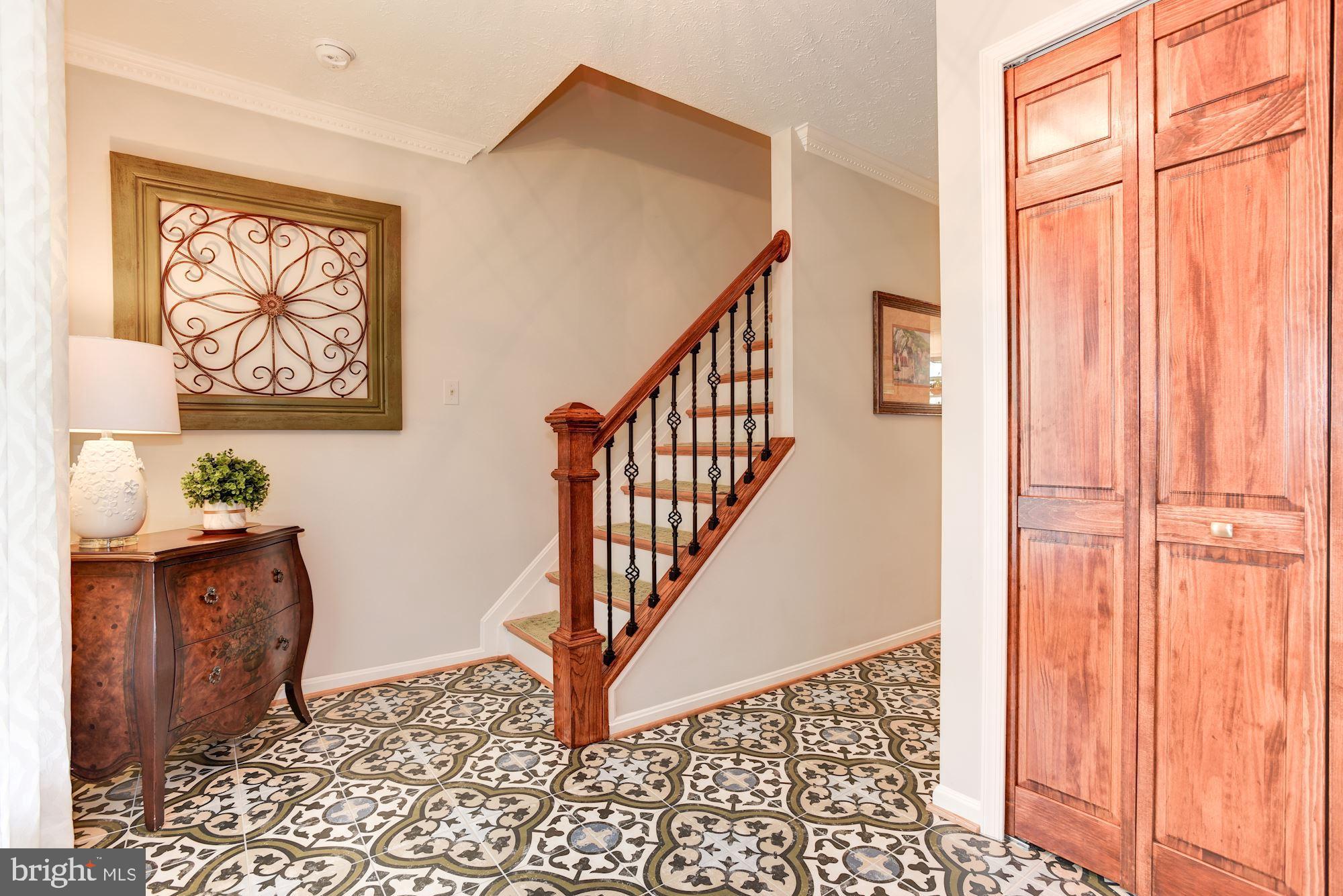 231 Mill Church Road Arnold, MD 21012 - Photo 5 of 42 Foyer