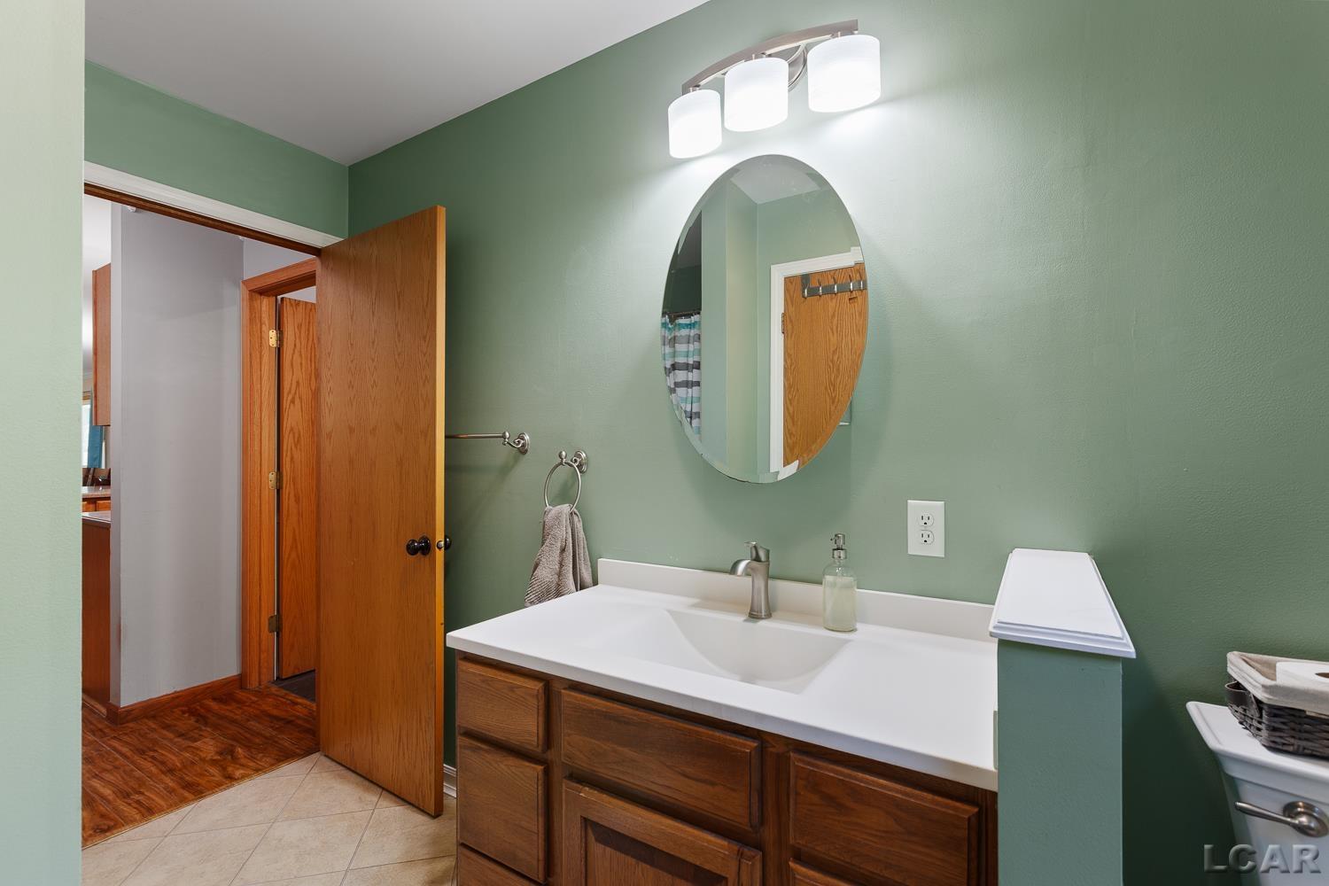 5619 Rays Drive Onsted, MI 49265 - Photo 29 of 67 50213759-1d1583ef-af81-4b05-b72d-aa9a5734c0c7.JPG