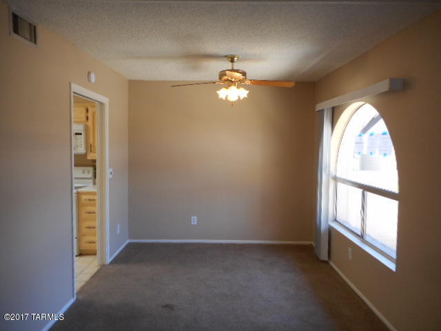 285 South Kolb Road, Unit 21 Tucson, AZ 85710 - Photo 11 of 40