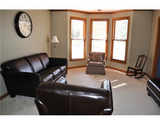 360 Pinkerton Road Wexford, PA 15090 - Photo 3 of 18 Living Room. Living Room with Bay Window & Crown Moldings