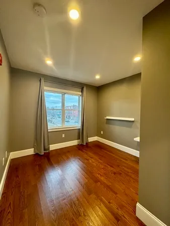 $5,350 | 198 California Street, Unit 3, Newton, MA 02458