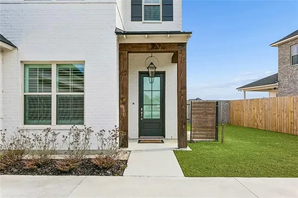 $569,000 | 37304 Cattle Avenue, Prairieville, LA 70769