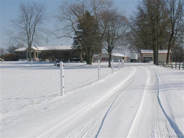 16041 Arnold Road Gregory, MI 48137 - Photo 15 of 18 Gorgeous setting!