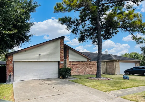 $1,700 | 6823 Songbrook Drive, Houston, TX 77083