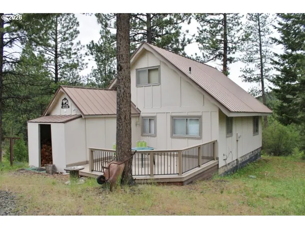 $299,900 | 74926 Badger Lane, Heppner, OR 97836