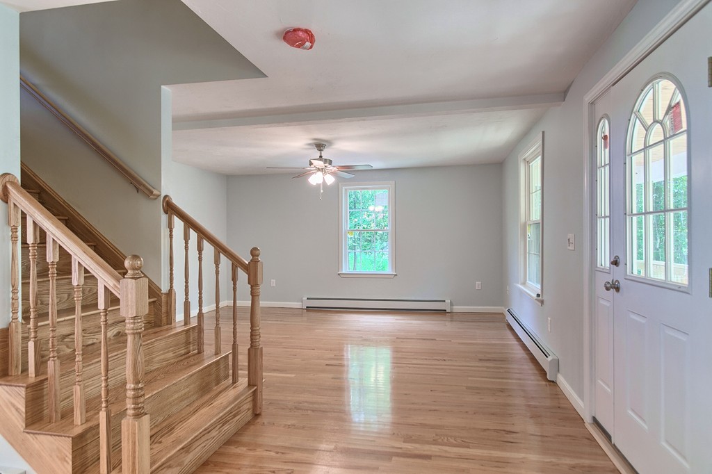 86 Cross Road Templeton, MA 01468 - Photo 9 of 30 Gallery Image 9