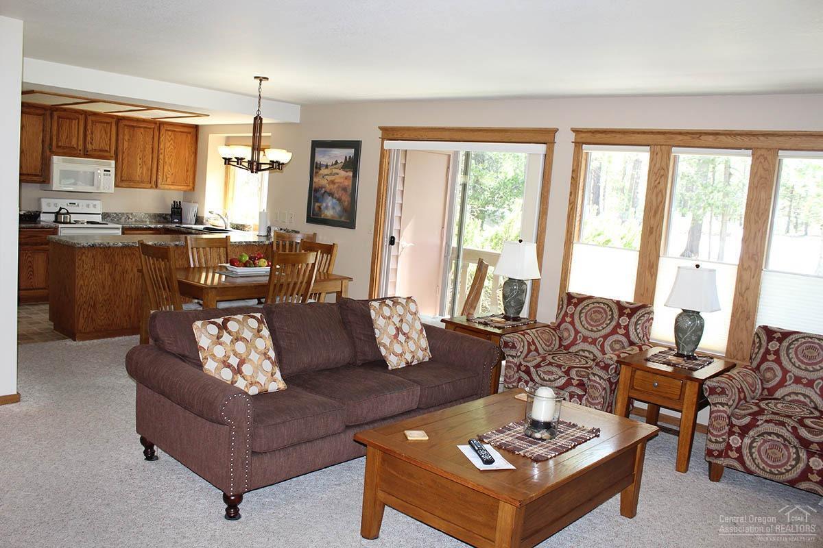 57307 Beaver Ridge Loop, Unit 7D Sunriver, OR 97707 - Photo 3 of 17 20200421064352248809000000-o