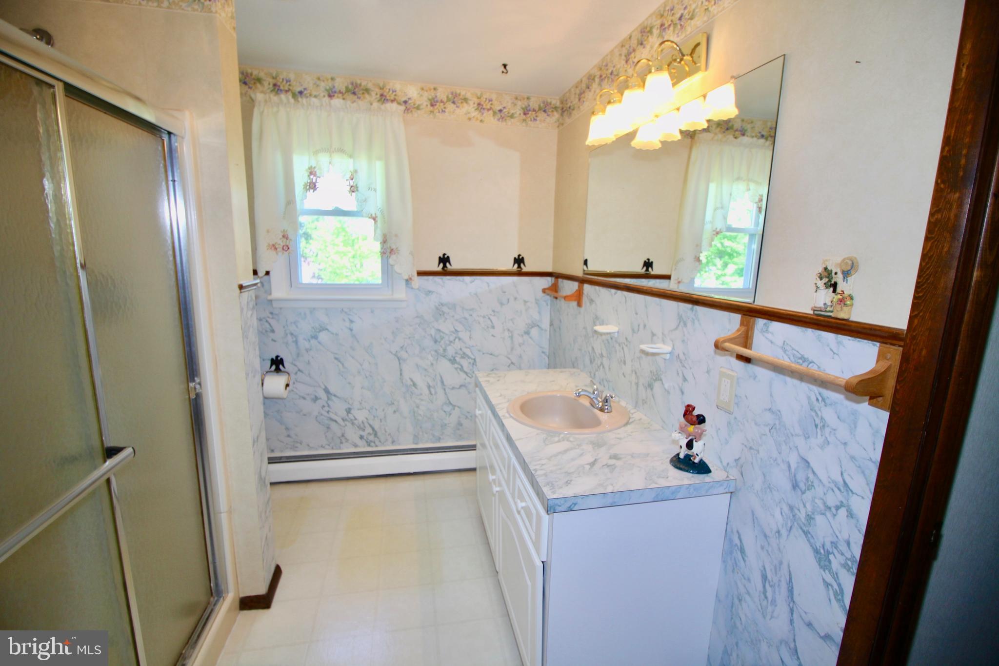 1215 Almshouse Road Warminster, PA 18974 - Photo 16 of 21 Upper level Full Bath- Master