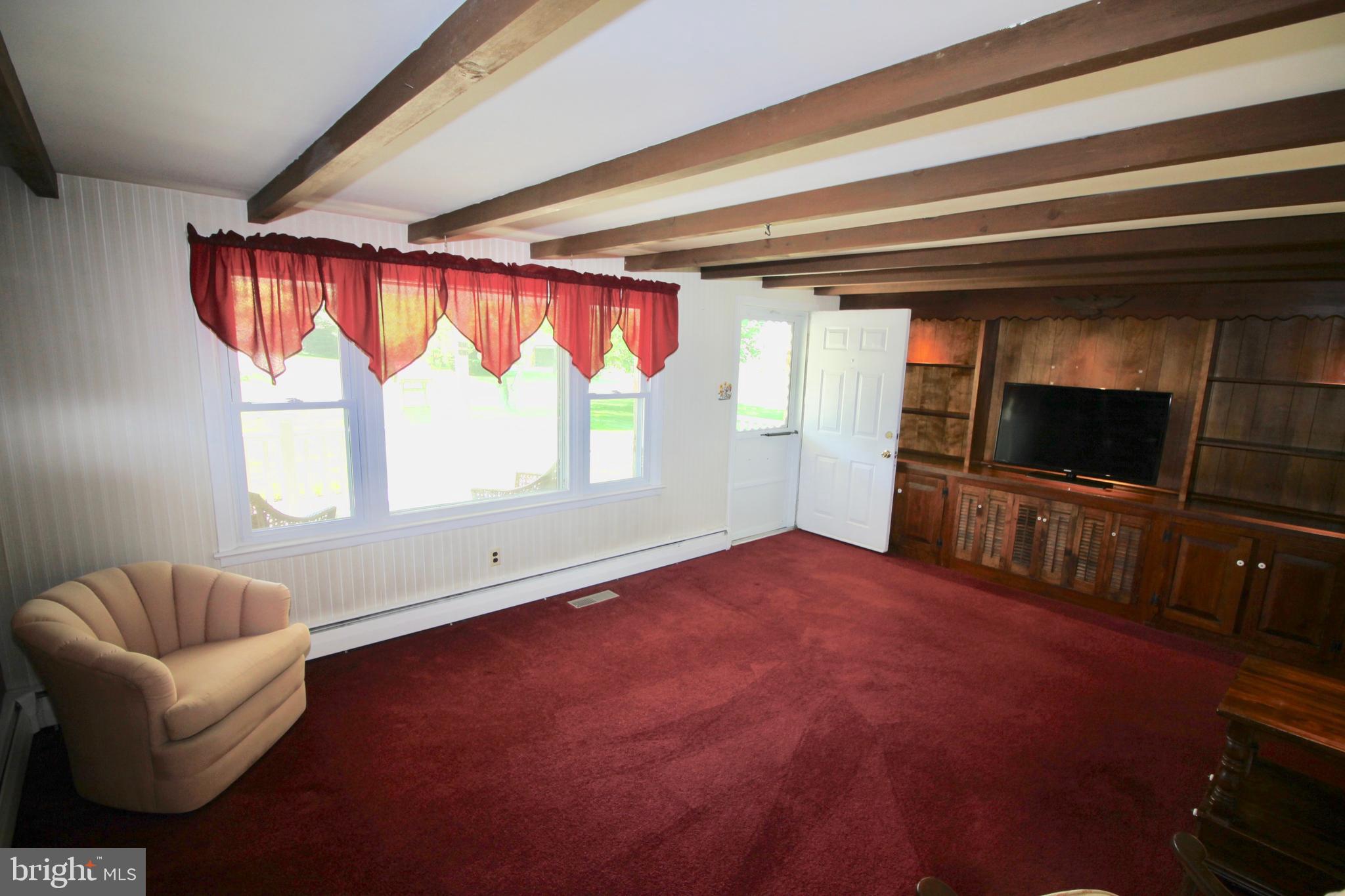 1215 Almshouse Road Warminster, PA 18974 - Photo 5 of 21 Gallery Image 5