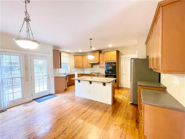 $3,585 | 555 Vinings Springs Drive Southeast, Mableton, GA 30126