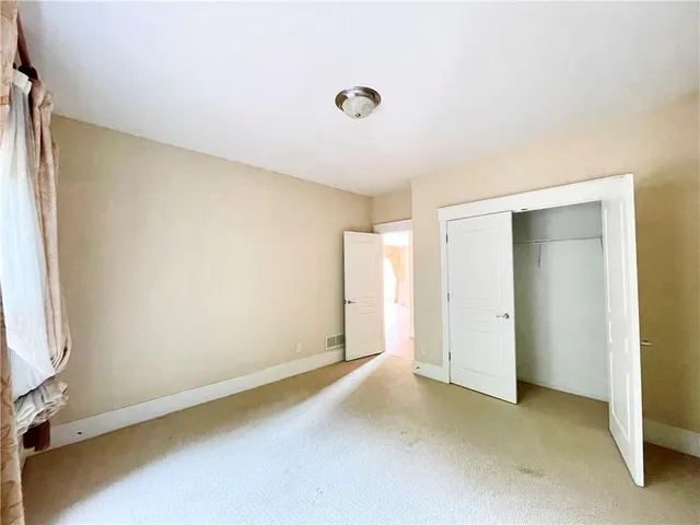 $3,585 | 555 Vinings Springs Drive Southeast, Mableton, GA 30126