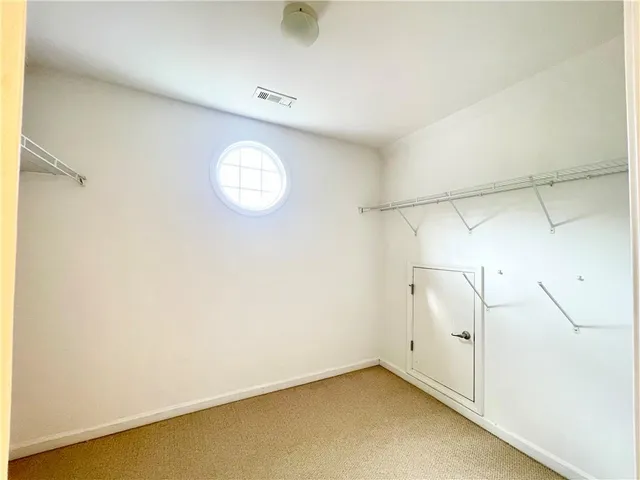 $3,585 | 555 Vinings Springs Drive Southeast, Mableton, GA 30126