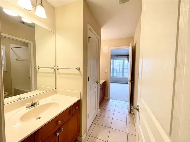 $3,585 | 555 Vinings Springs Drive Southeast, Mableton, GA 30126