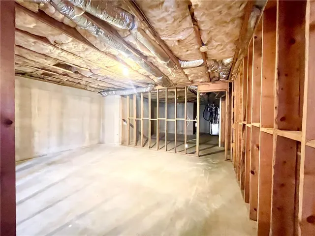 $3,585 | 555 Vinings Springs Drive Southeast, Mableton, GA 30126