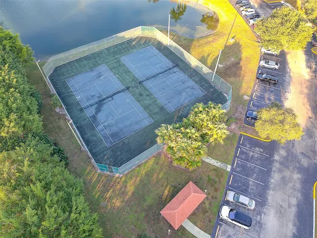 $2,300 | 12730 Vista Isles Drive, Unit 821, Plantation, FL 33325