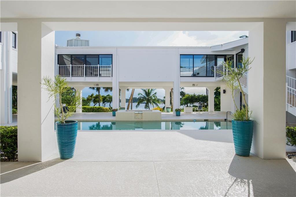 161 South River Road Stuart, FL 34996 - Photo 4 of 57 Gallery Image 4