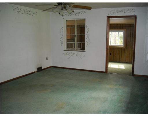 26 Monier Road Gibsonia, PA 15044 - Photo 6 of 15 Living Room. Another view of the living room from the entry looking into family room.