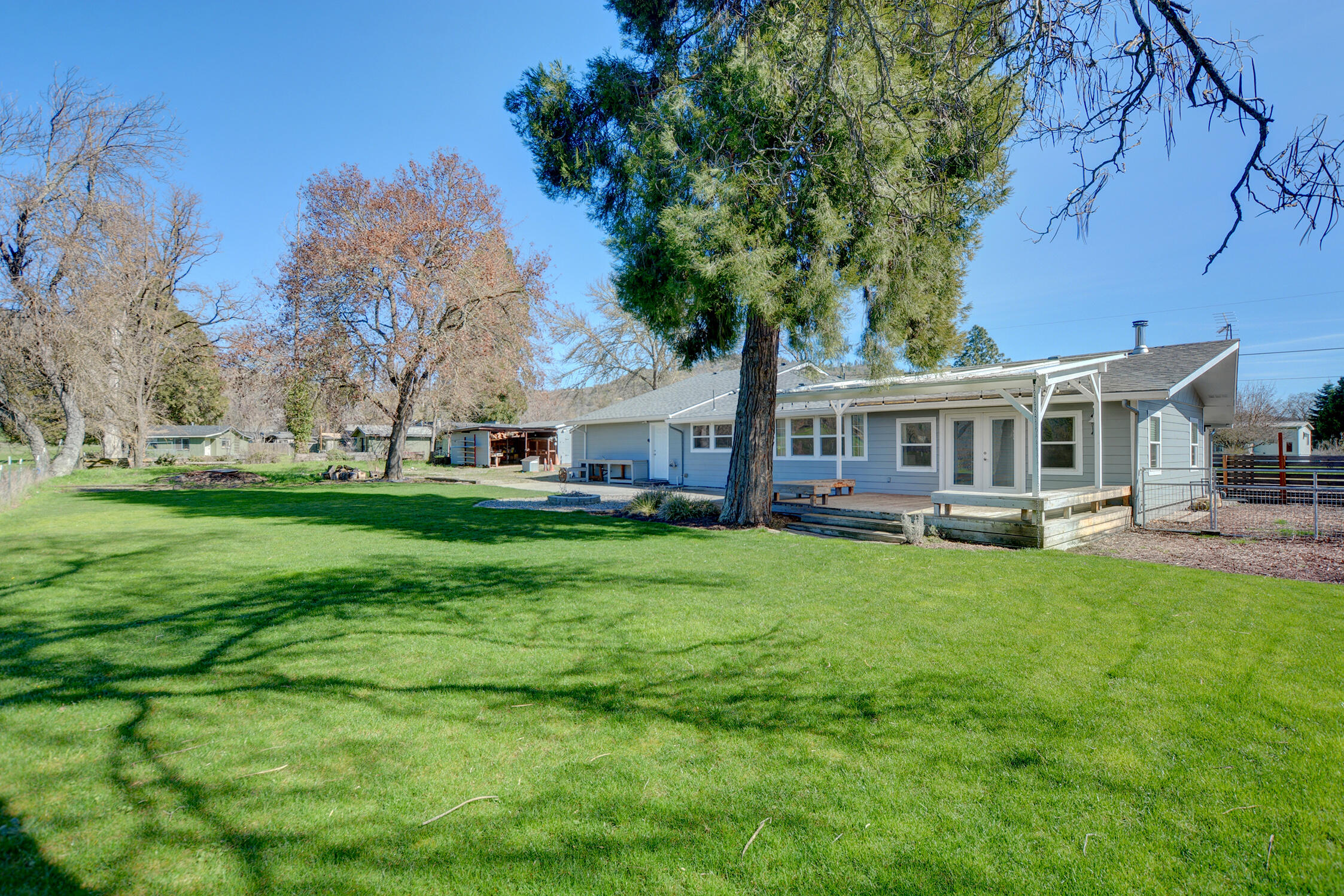 7441 Maple Lane Central Point, OR 97502 - Photo 48 of 68 48