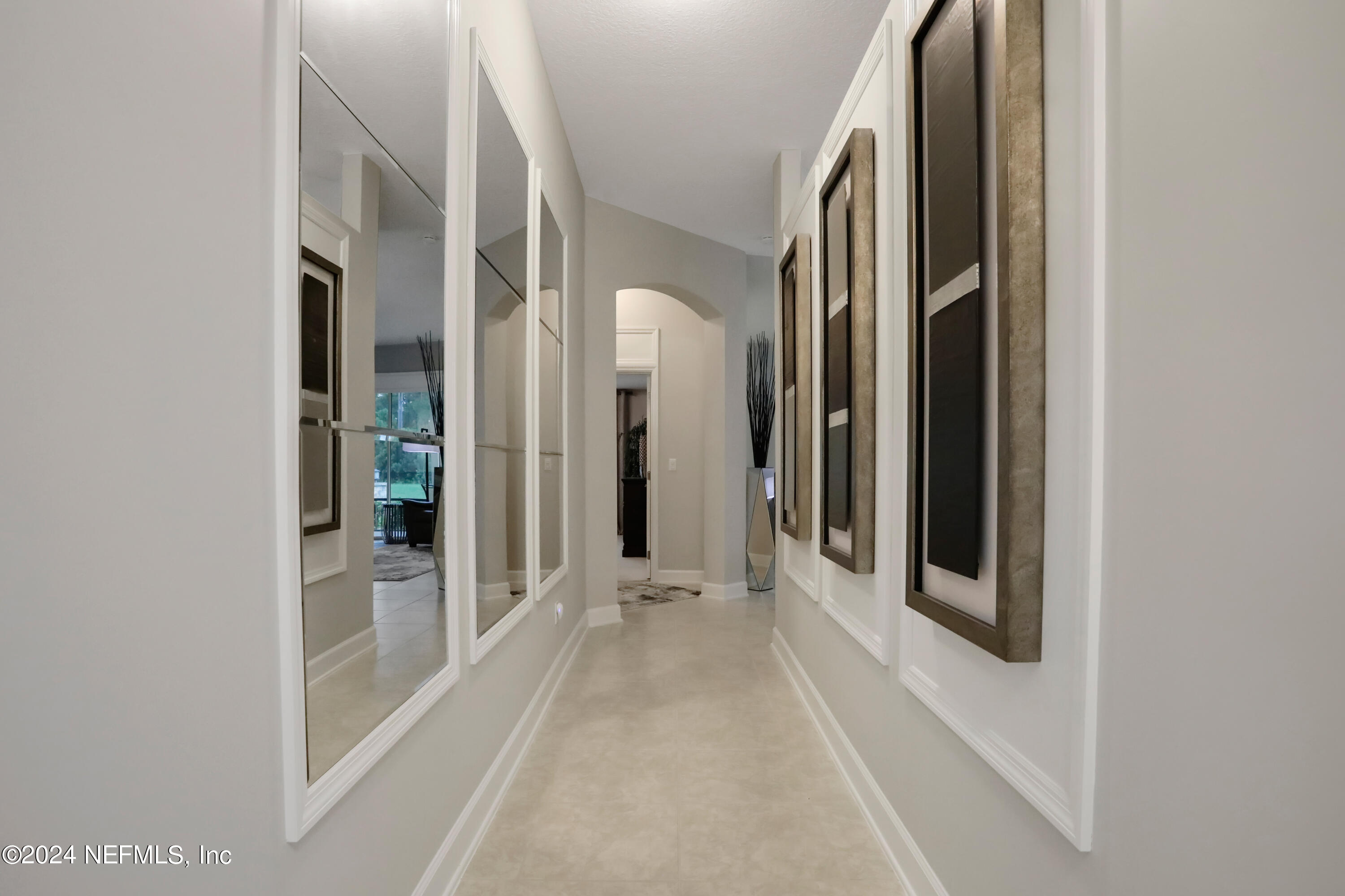 183 Flora Lake Circle St. Augustine, FL 32095 - Photo 26 of 40 a view of a hallway