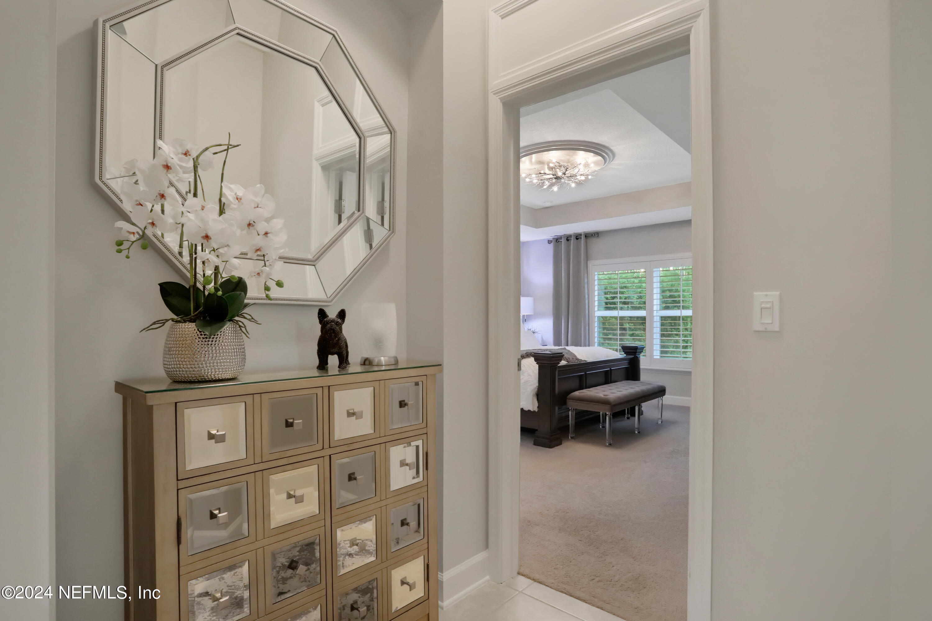 183 Flora Lake Circle St. Augustine, FL 32095 - Photo 28 of 40 a living room with furniture