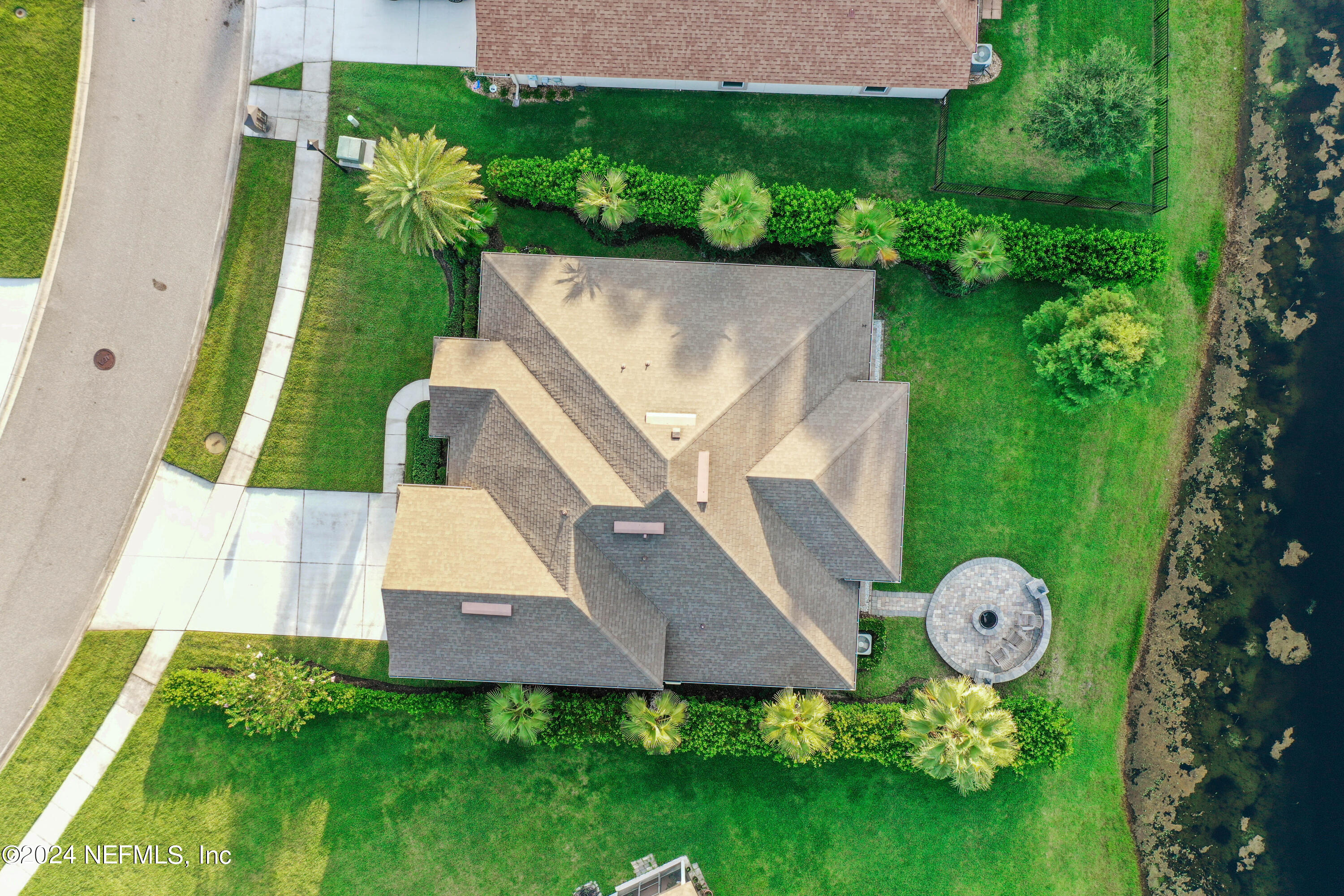 183 Flora Lake Circle St. Augustine, FL 32095 - Photo 9 of 40 an aerial view of a house