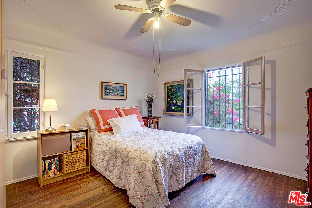 2911 West 77th Street Inglewood, CA 90305 - Photo 17 of 24