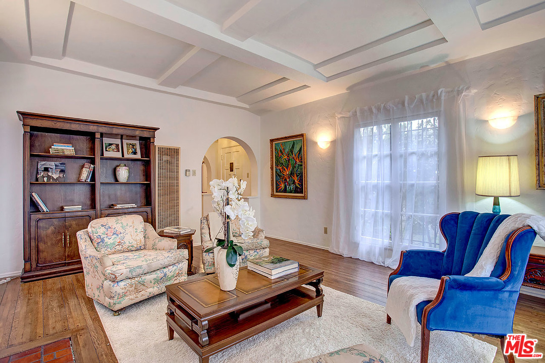 2911 West 77th Street Inglewood, CA 90305 - Photo 5 of 24