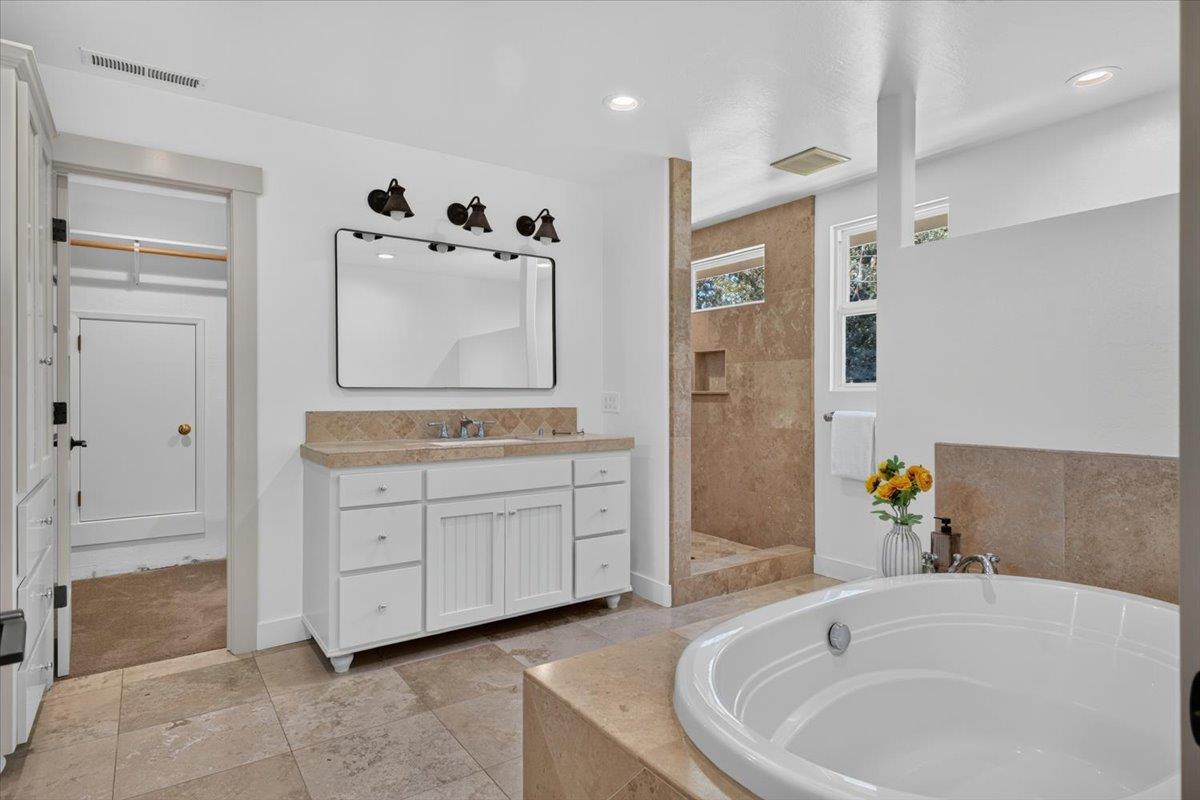 3677 Paper Mill Road Soquel, CA 95073 - Photo 10 of 59