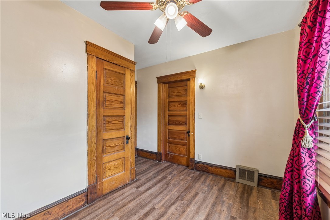 3713 Library Avenue Cleveland, OH 44109 - Photo 23 of 49