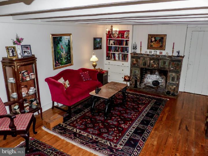 2830 Dark Hollow Road Jamison, PA 18929 - Photo 3 of 24 Living Room