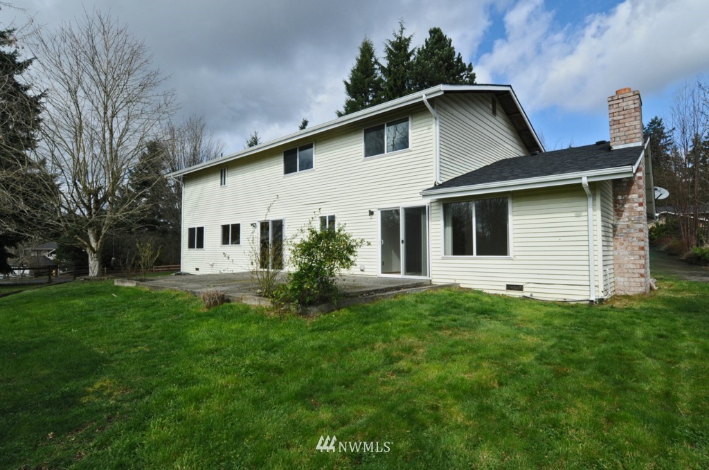 2430 191st Street Southeast Bothell, WA 98012 - Photo 2 of 15 Gallery Image 2