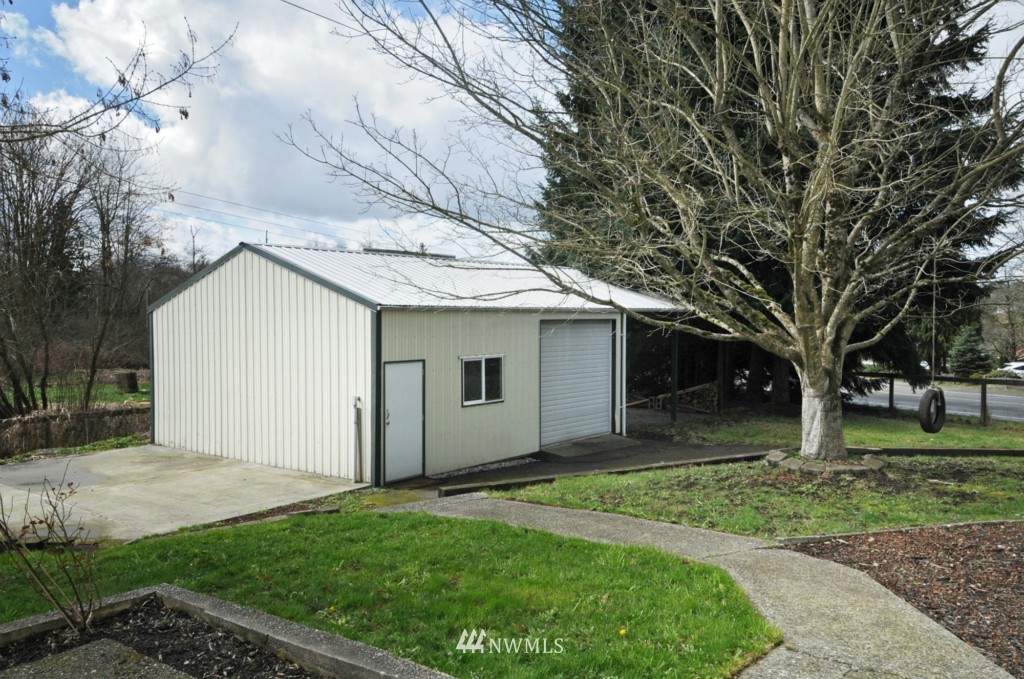 2430 191st Street Southeast Bothell, WA 98012 - Photo 4 of 15 Gallery Image 4