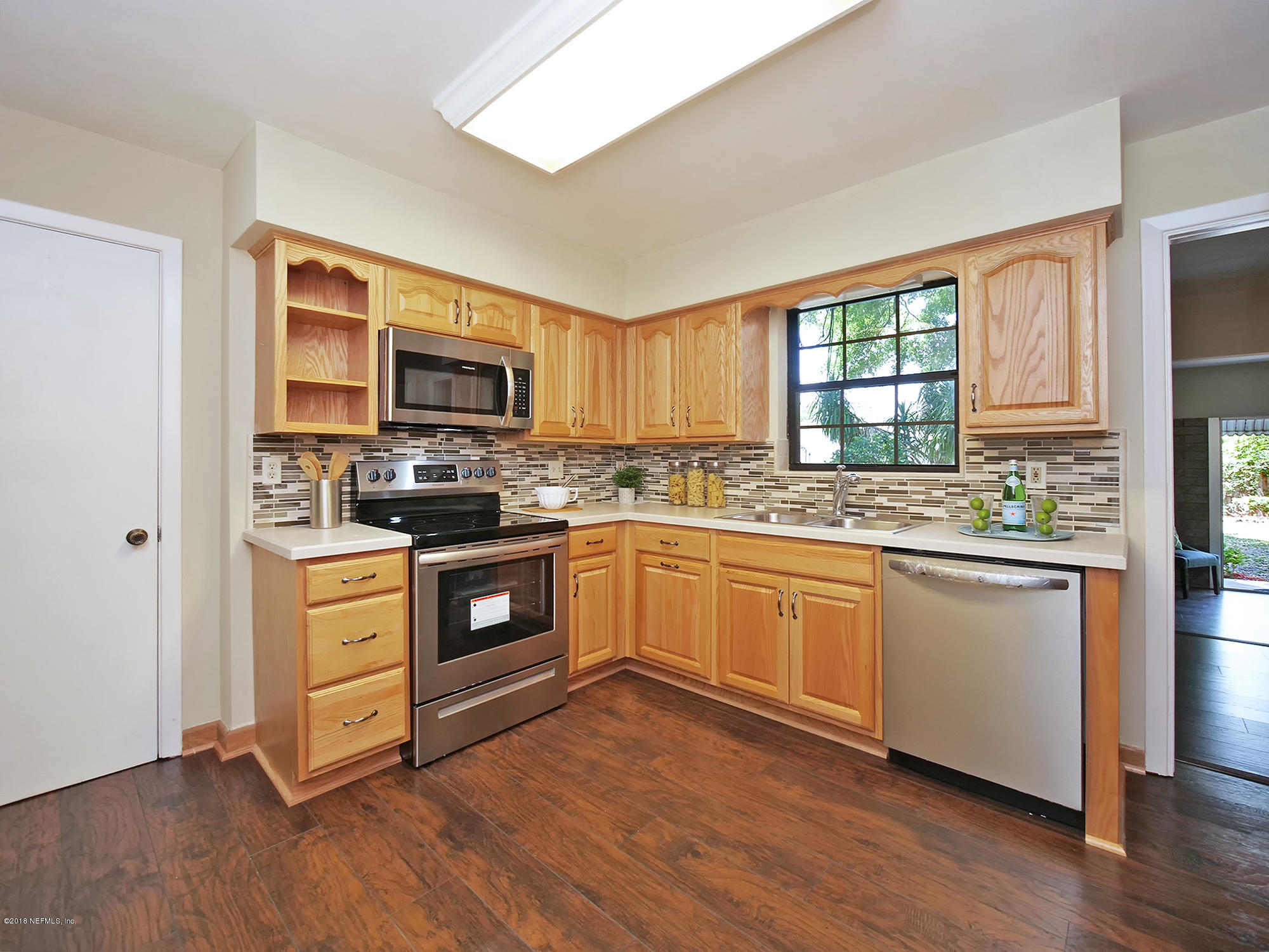 2520 Caladium Road Jacksonville, FL 32211 - Photo 8 of 28 2520 caladium rd-9