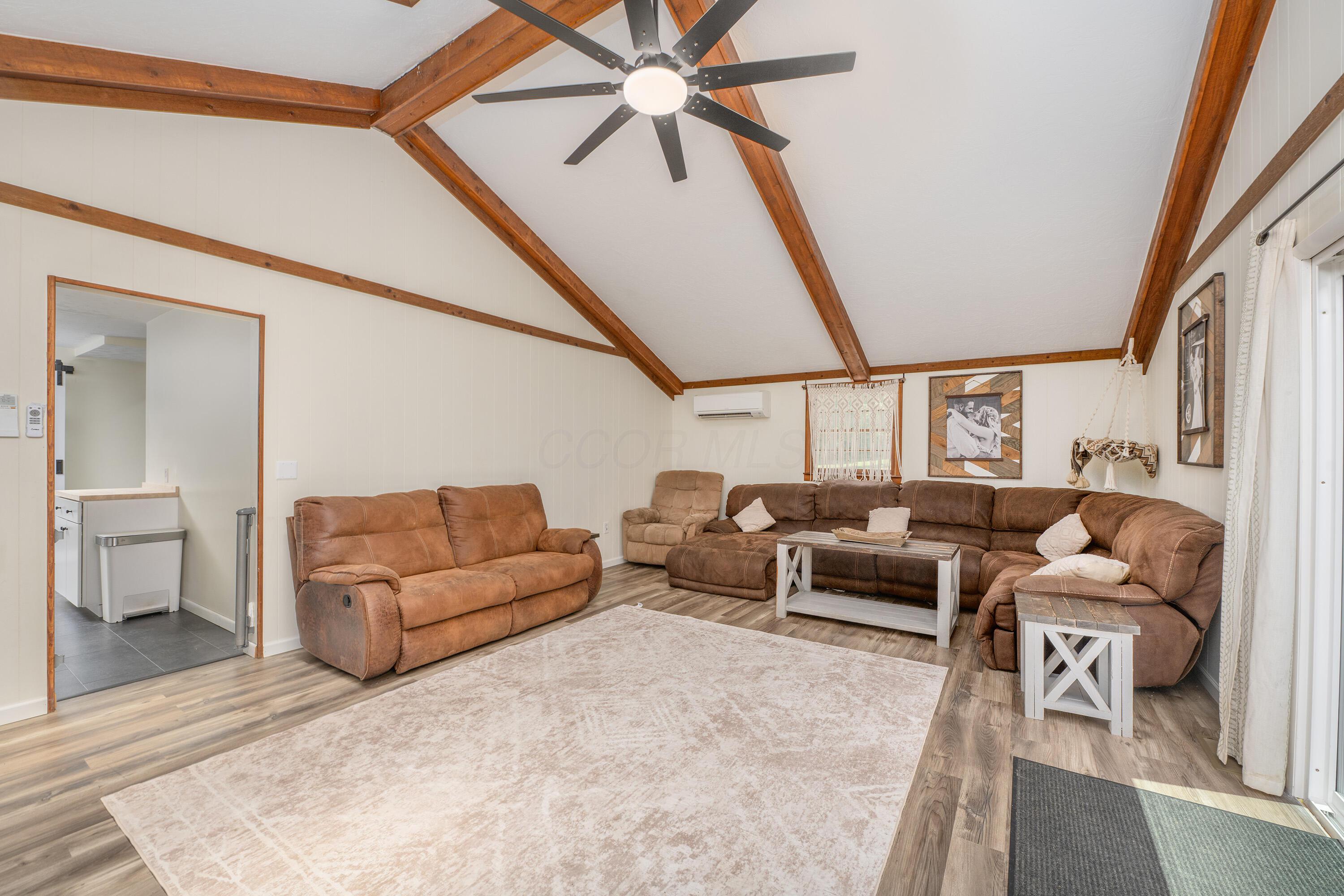 15692 Carson Road Mount Vernon, OH 43050 - Photo 5 of 42