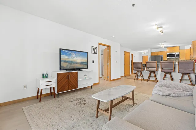 $149,500 | 4845 123rd Street West, Unit 203, Savage, MN 55378