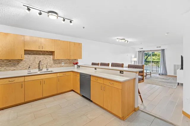 $149,500 | 4845 123rd Street West, Unit 203, Savage, MN 55378