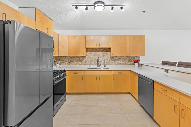 $149,500 | 4845 123rd Street West, Unit 203, Savage, MN 55378