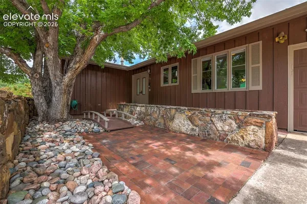 $685,000 | 223 Crystal Hills Boulevard, Manitou Springs, CO 80829