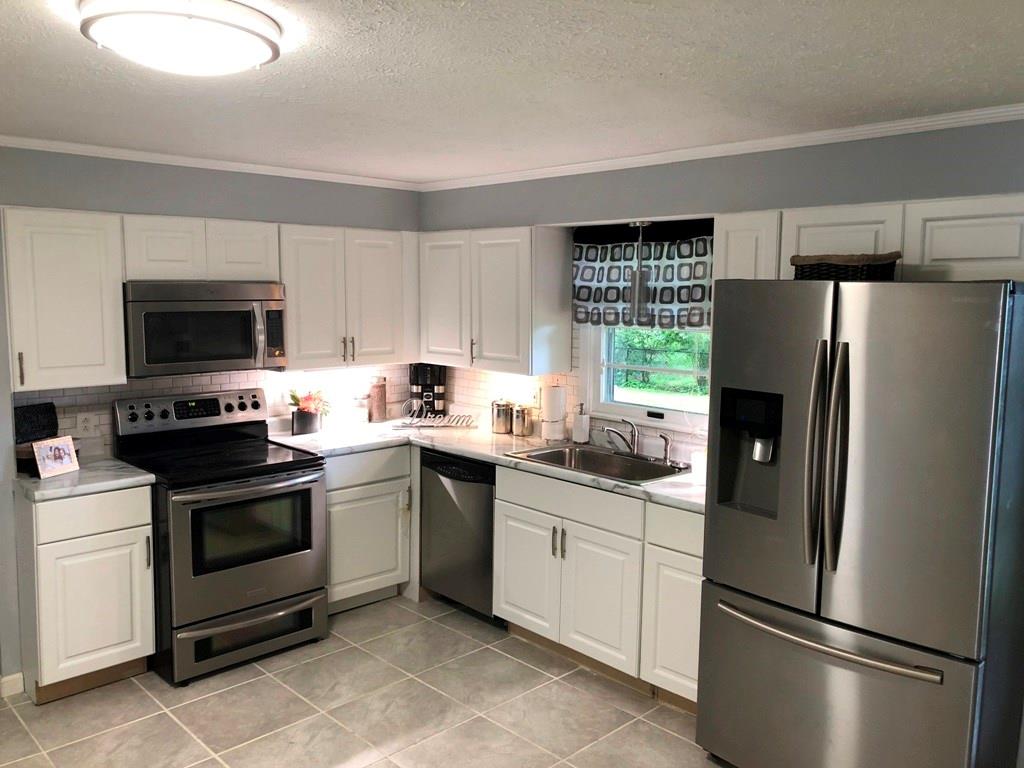 4250 Sunrise Road Indianapolis, IN 46228 - Photo 3 of 29 Gallery Image 3