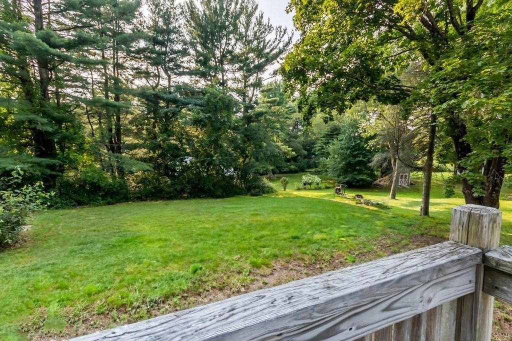55 Old Worcester Road Webster, MA 01570 - Photo 9 of 21 Gallery Image 9