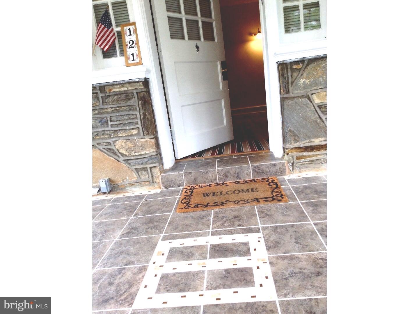 121 Crestview Road Upper Darby, PA 19082 - Photo 1 of 23 Enclosed Porch